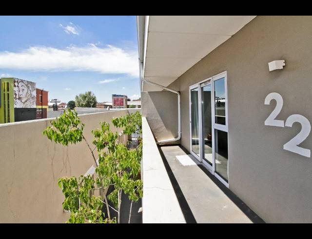 0.5 BEDROOM APARTMENT FOR SALE IN MABONENG